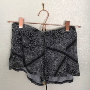 Cute print shorts